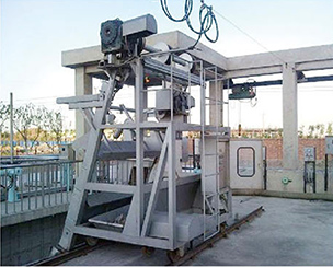 GSBF型三索式钢丝绳格栅除污机